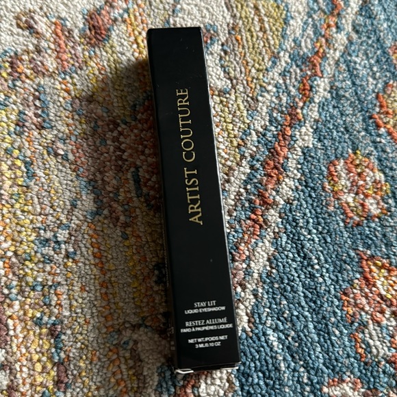 Artist Couture Stay Lit Liquid Eyeshadow in Rich B!tch - Picture 2 of 3